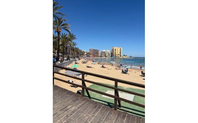 Resale - Apartment -
Torrevieja - Costa Blanca