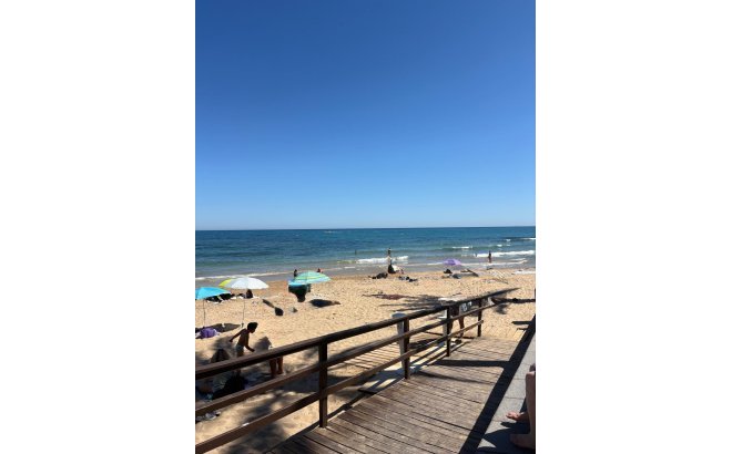 Resale - Apartment -
Torrevieja - Costa Blanca