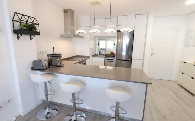 Resale - Apartment -
Orihuela Costa - Costa Blanca