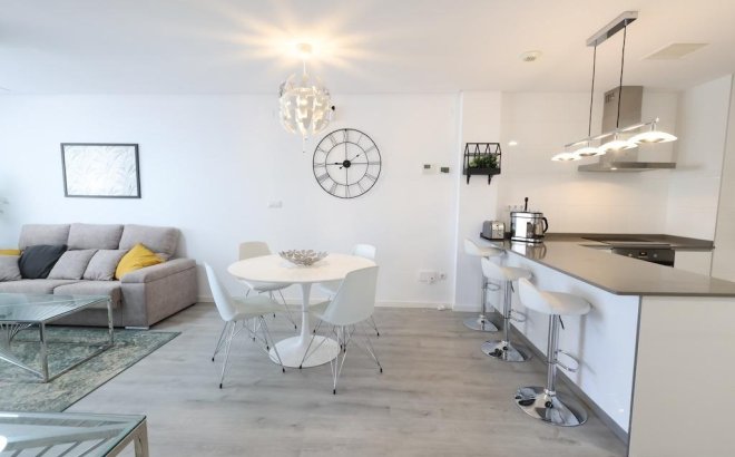 Resale - Apartment -
Orihuela Costa - Costa Blanca