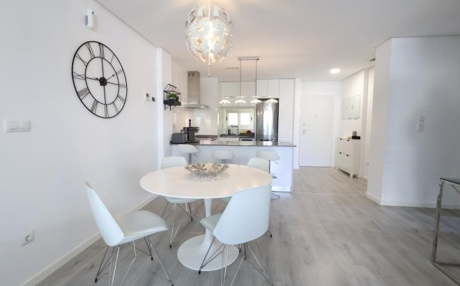 Resale - Apartment -
Orihuela Costa - Costa Blanca