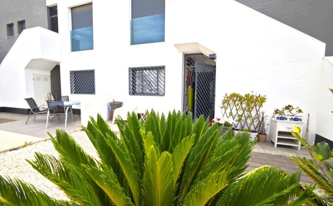 Resale - Apartment -
La Zenia - Costa Blanca