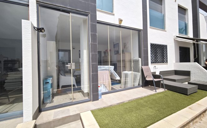 Resale - Apartment -
La Zenia - Costa Blanca
