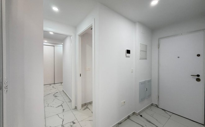 Resale - Apartment -
Torrevieja - Estacion De Autobuses