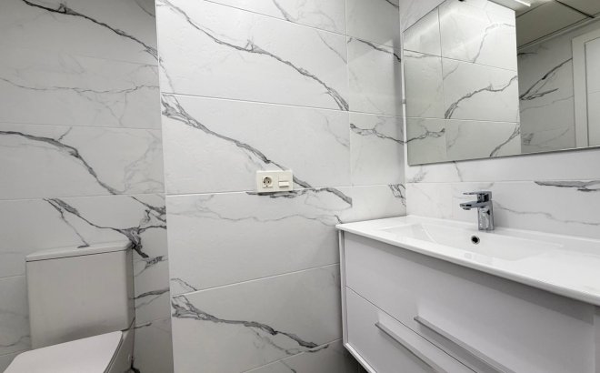 Resale - Apartment -
Torrevieja - Estacion De Autobuses