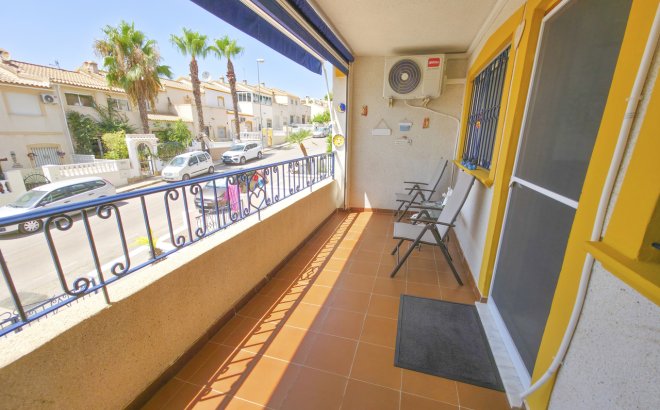 Resale - Apartment -
Villamartin - Costa Blanca