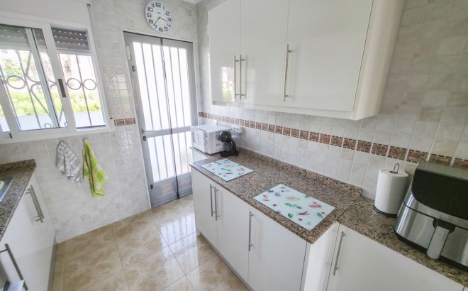 Resale - Apartment -
Villamartin - Costa Blanca