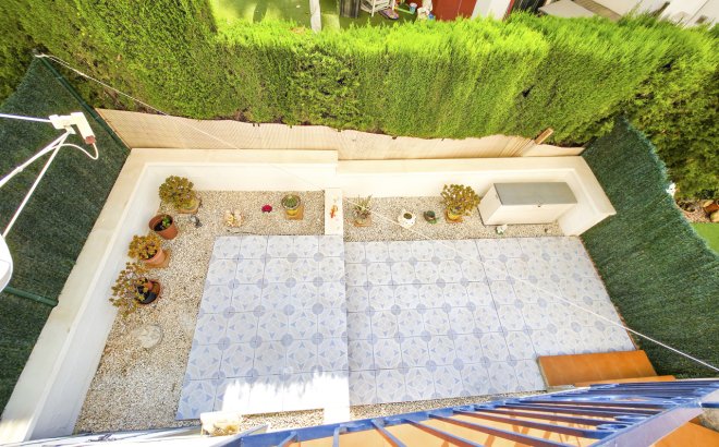 Resale - Apartment -
Villamartin - Costa Blanca
