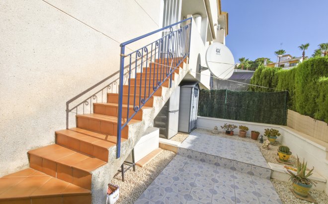 Resale - Apartment -
Villamartin - Costa Blanca