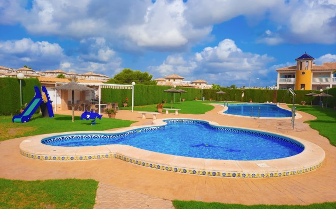 Resale - Apartment -
Villamartin - Costa Blanca