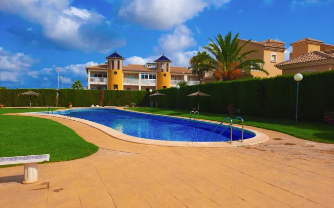 Resale - Apartment -
Villamartin - Costa Blanca