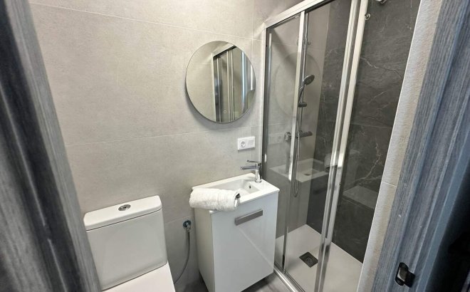 Resale - Apartment -
Torrevieja - Centro