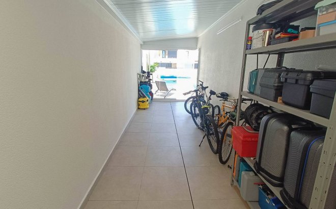 Resale - Villa -
Rojales - Inland
