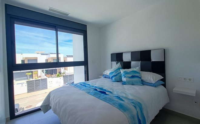 Resale - Villa -
Rojales - Inland
