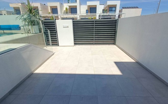 Resale - Villa -
Rojales - Inland