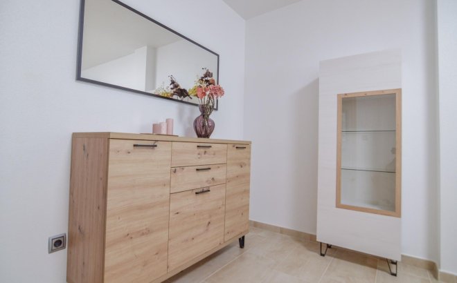 Resale - Apartment -
Torrevieja - Playa del Cura
