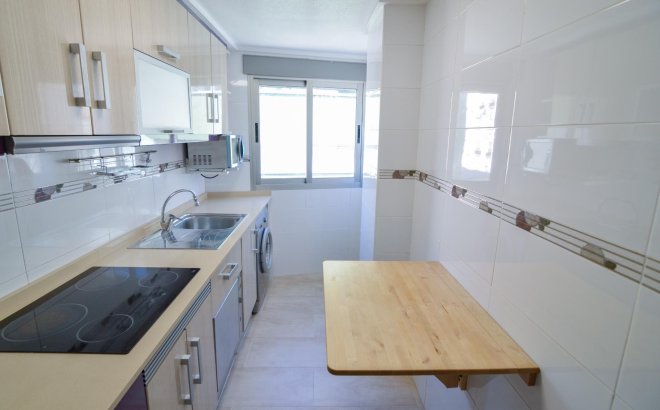 Resale - Apartment -
Torrevieja - Playa del Cura