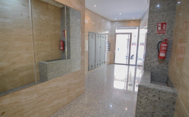 Resale - Apartment -
Torrevieja - Playa del Cura