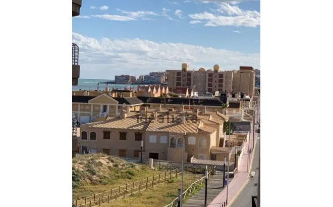 Resale - Apartment -
Torrevieja - La Mata