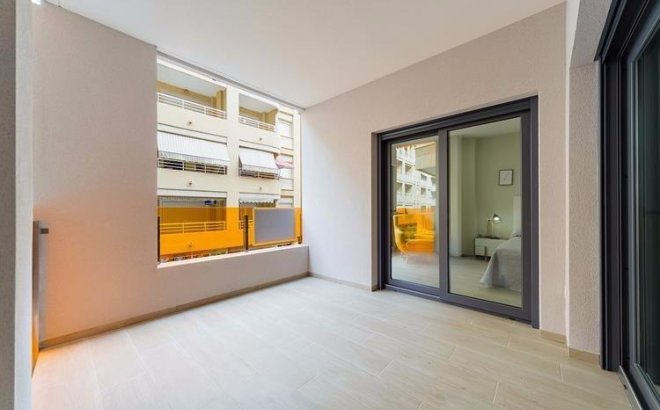 Resale - Apartment -
Torrevieja - La Mata