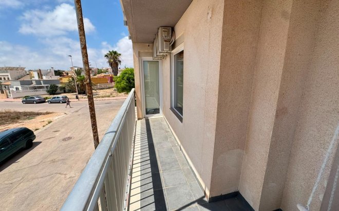 Revente - Appartement -
Torrevieja - Zona Los Frutales