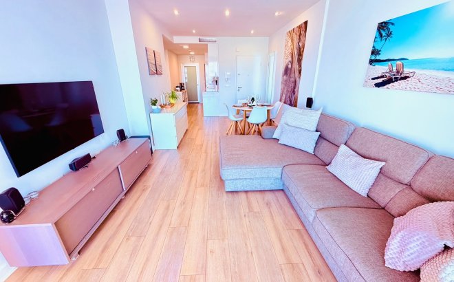 Resale - Apartment -
Orihuela Costa - Costa Blanca