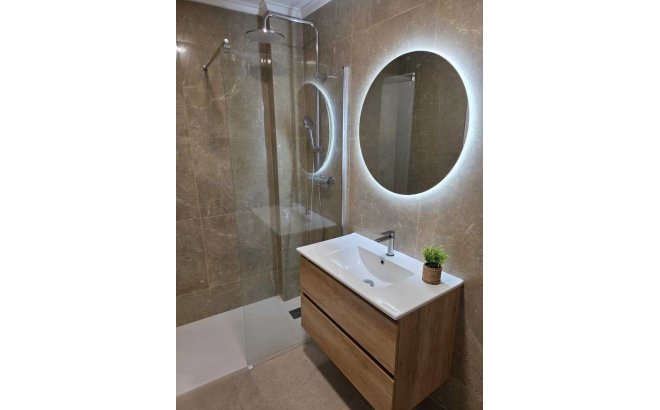 Resale - Apartment -
Torrevieja - Habaneras