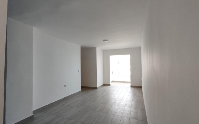 Resale - Apartment -
Torrevieja - Habaneras