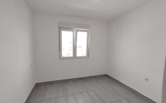 Resale - Apartment -
Torrevieja - Habaneras