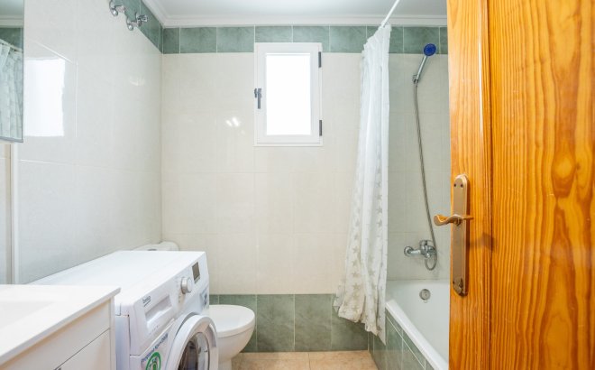 Resale - Apartment -
Torrevieja - Costa Blanca