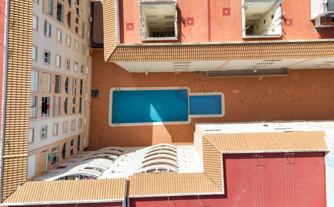 Resale - Apartment -
Torrevieja - Costa Blanca