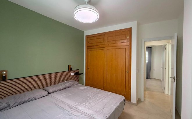 Resale - Bungalow -
Torrevieja - La Veleta