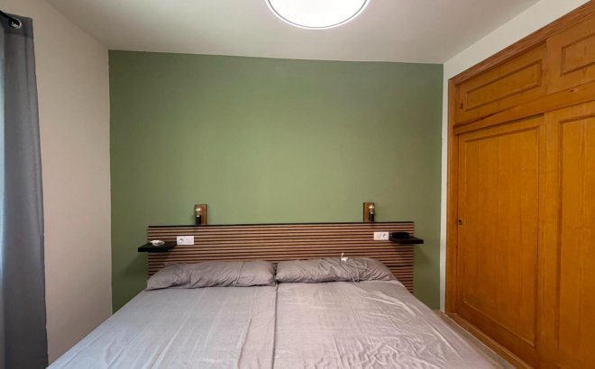 Resale - Bungalow -
Torrevieja - La Veleta
