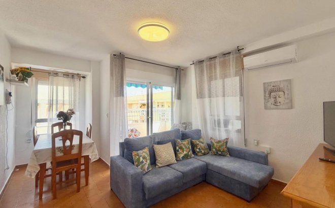 Resale - Penthouse -
Torrevieja - Habaneras