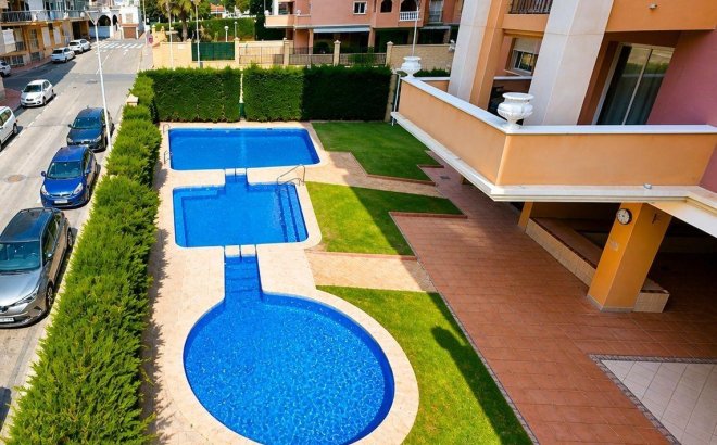 Resale - Apartment -
Torrevieja - Los Frutales
