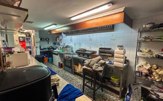 Resale - Commercial -
Torrevieja - Costa Blanca