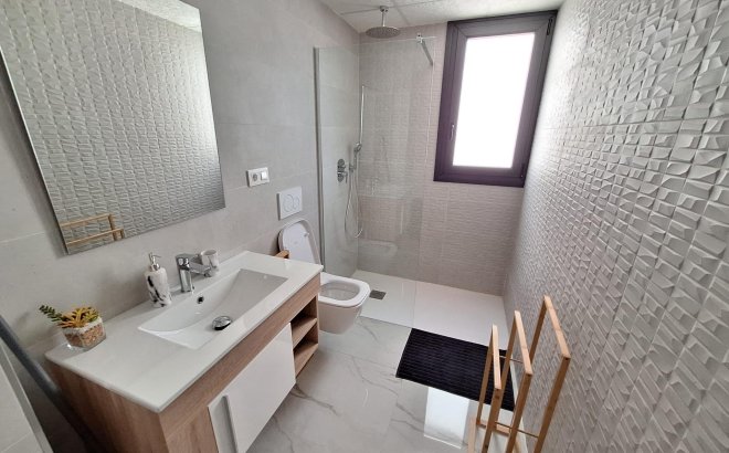 Resale - Apartment -
Orihuela Costa - Punta Prima