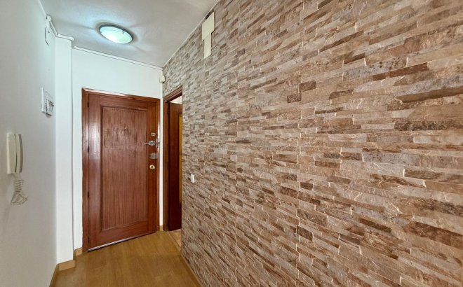 Resale - Apartment -
Torrevieja - Playa del Cura