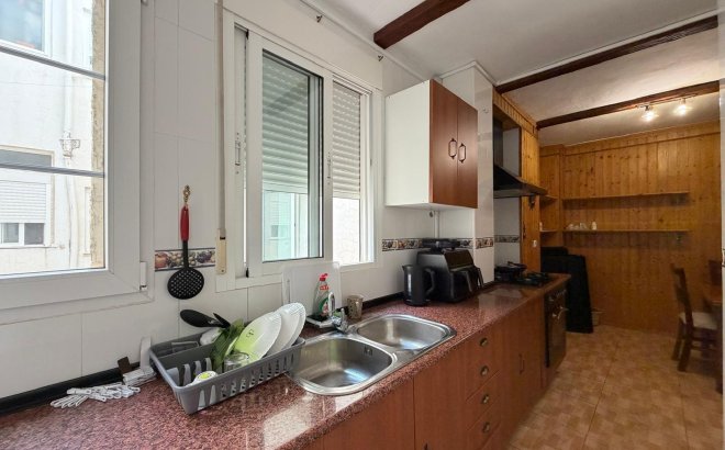 Resale - Apartment -
Torrevieja - Playa del Cura