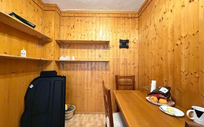 Resale - Apartment -
Torrevieja - Playa del Cura