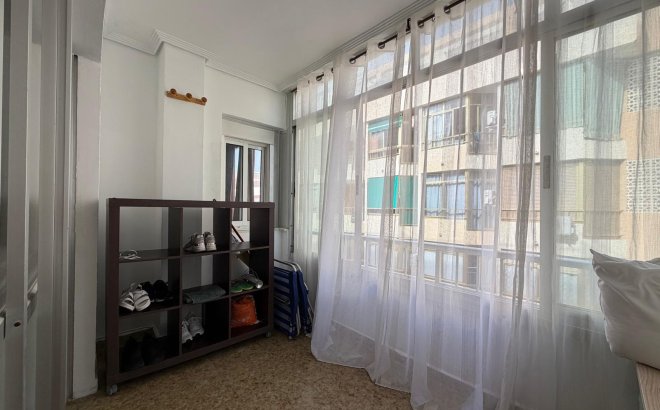 Resale - Apartment -
Torrevieja - Playa del Cura
