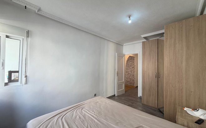 Resale - Apartment -
Torrevieja - Playa del Cura