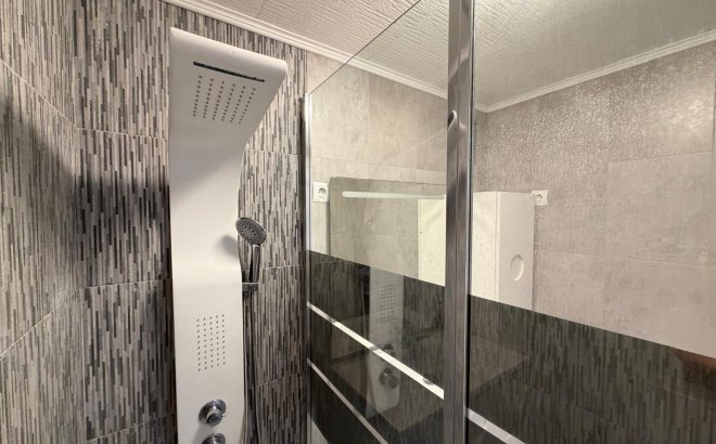 Resale - Apartment -
Torrevieja - Playa del Cura