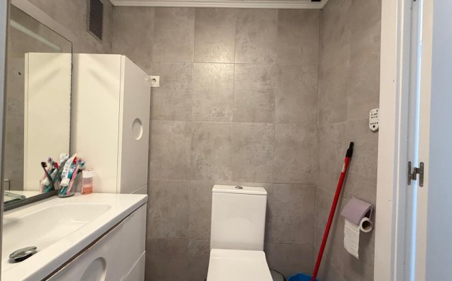 Resale - Apartment -
Torrevieja - Playa del Cura