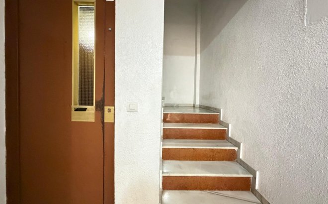 Resale - Apartment -
Torrevieja - Playa del Cura