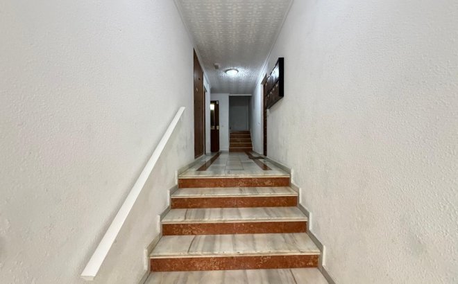 Resale - Apartment -
Torrevieja - Playa del Cura