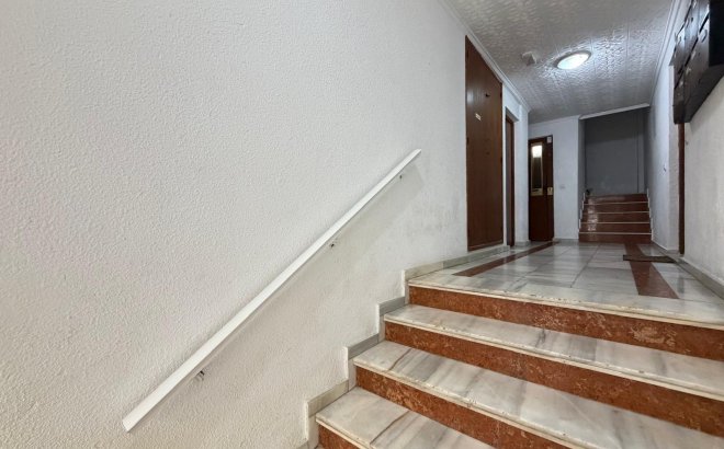 Resale - Apartment -
Torrevieja - Playa del Cura