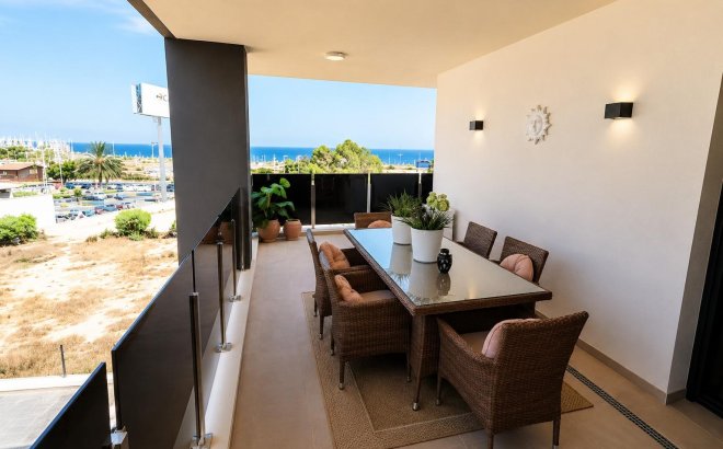 Resale - Apartment -
Orihuela Costa - Costa Blanca
