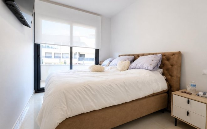 Resale - Apartment -
Orihuela Costa - Costa Blanca