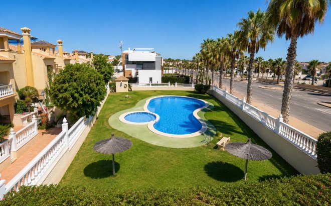 Resale - Apartment -
Orihuela Costa - Costa Blanca
